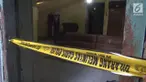 Evy Suliatin nekat mengajak tiga anak balitanya untuk minum racun. Menurut hasil penyelidikan polisi motifnya akibat asmara antara korban dan suami.

Suami korban adalah pemimpin salah satu pondok pesantren di wilayah Surabaya.