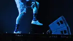 Aksi panggung DJ Alex Pall tampil pada "The Chainsmokers Live in Concert" di JIExpo, Kemayoran, Jakarta, Jumat (30/3). Duo DJ asal Amerika, Alex Pall dan Andrew Taggart membawakan lagu-lagu hitsnya. (Liputan6.com/Herman Zakharia)