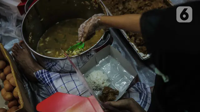Dapur Umum untuk Warga Terdampak Covid-19