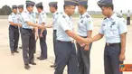 Citizen6, Subang: Enam perwira siswa KPTPH angkatan ke-13 di Skadron Udara 7, Lanud Suryadarma, Subang, mengakhiri pendidikan melalui upacara penutupan pendidikan di Apron Skadron Udara 7, Jumat siang (8/4). (Pengirim: Dodo)