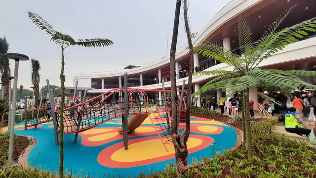 Paradise Walk