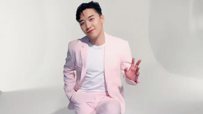 [Bintang] Penantian 5 Tahun, Seungri Akhirnya Rilis Album Solo Pertama