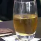 Minuman bir hasil daur ulang urine di Grent University, Belgia. (Sumber Con-science)