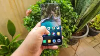 Penampakan Xiaomi Mi 11 Ultra (Liputan6.com/Agustinus M. Damar)