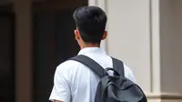 Ilustrasi: Siswa SMP di Grobogan Tewas Diduga Akibat Perundungan, KPAI: Tanda Sekolah Belum Jadi Tempat Aman untuk Anak. Foto dibuat oleh AI.