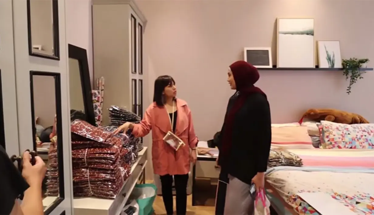 Rumah Arie Untung dan Fenita Arie (Youtube/Keluarga ITIKK)