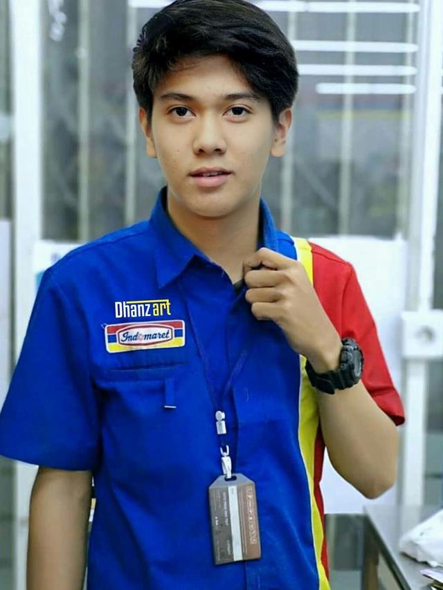 6 Editan Foto Aktor Hits Indonesia Jadi Pegawai Minimarket Ini Bikin Ngakak