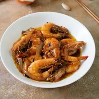 ilustrasi udang saus tiram/copyright by Mitna Mimunah (Shutterstock)