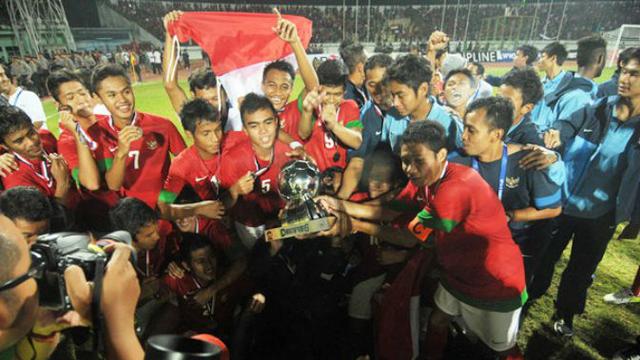 Timnas U-19 saat meraih gelar Piala AFF 2013