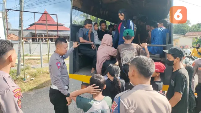 Razia Anak Jalanan