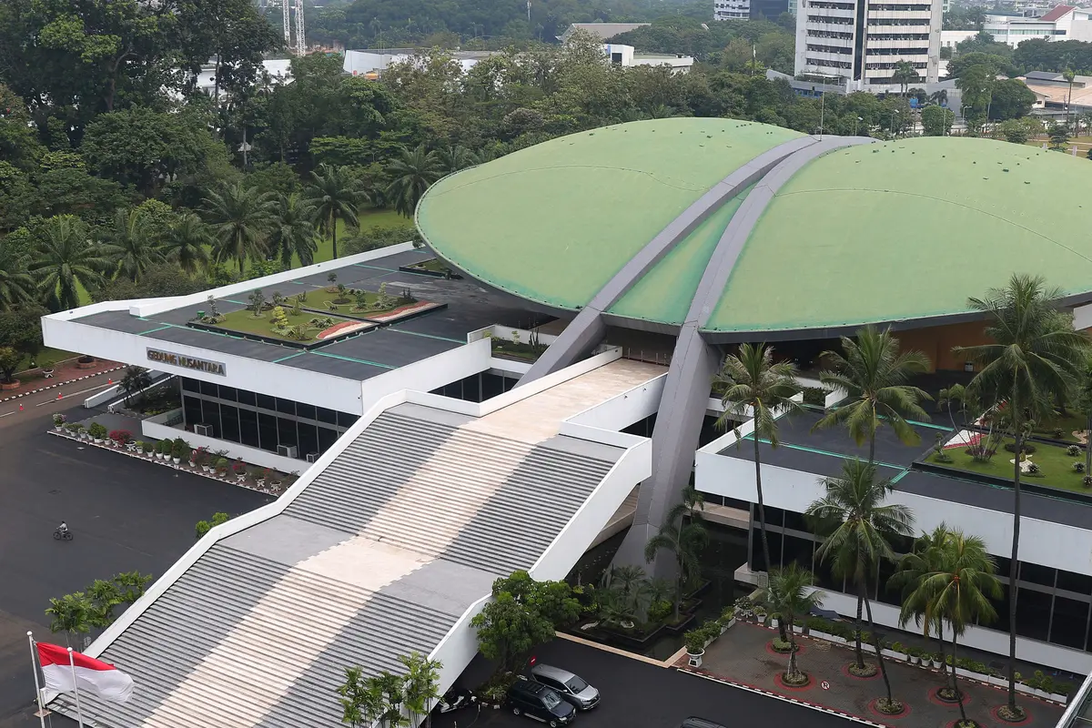 FOTO: DPR Anggarkan Rp 4,5 M untuk Pengecatan Dome Gedung Kura-Kura