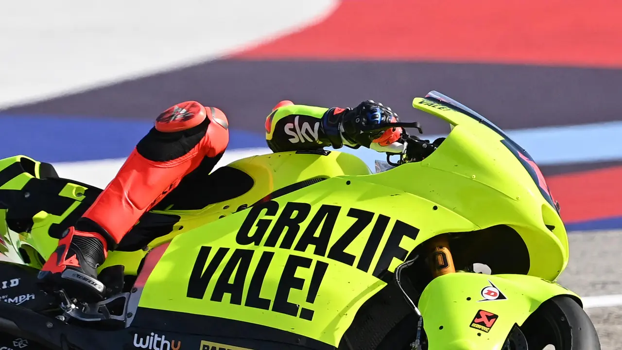 Foto: Keren, Pertamina Mandalika Pakai Livery Spesial Beri Penghormatan Terakhir Bagi Valentino Rossi