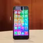  iPhone 6 hadir dengan sistem operasi anyar iOS 8 yang mengizinkan pihak ketiga untuk mengisi aplikasi pra-instal.