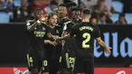 Meski baru saja ditinggal gelandang andalannya Casemiro yang hijrah ke Manchester United, Real Madrid masih tampil perkasa dalam lanjutan pekan kedua Liga Spanyol 2022/2023. Bertandang ke markas Celta Vigo, Luka Modric dan kawan-kawan mampu menang telak 4-1 dan sementara memimpin di puncak klasemen dengan poin 6 dari sapu bersiih dua kemenangan. (AFP/Miguel Riopa)