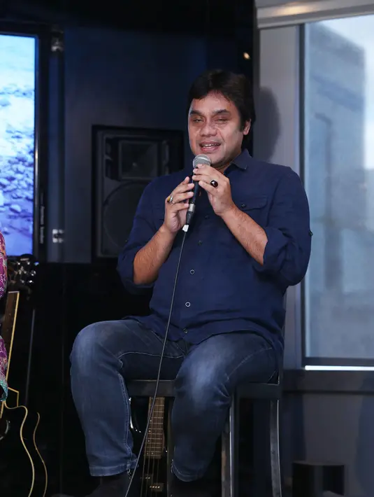 Film ini di angkat dari novel karya Helvy Tiana Rosa yang dirilis tahun 1992. (Nurwahyunan/Bintang.com)