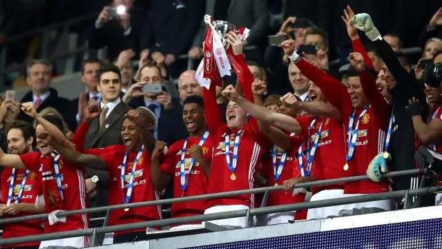 Manchester United juara Piala Liga Inggris 2016-2017