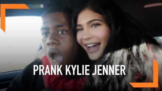 VIDEO: Aksi Prank Kylie Jenner di Los Angeles