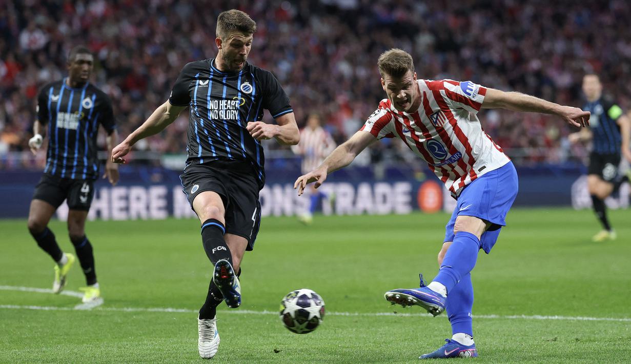 Alexander Sorloth tampil memukau saat laga leg kedua play off Liga Champions 2025/2026 antara Atletico Madrid melawan Club Brugge pada Selasa (24/02/2026) waktu setempat. (AFP/Thomas Coex)