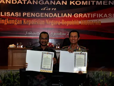 Polri dan KPK menandatangani nota kesepahaman di Mabes Polri, Jakarta, Selasa (19/8/14). (Liputan6.com/Miftahul Hayat)