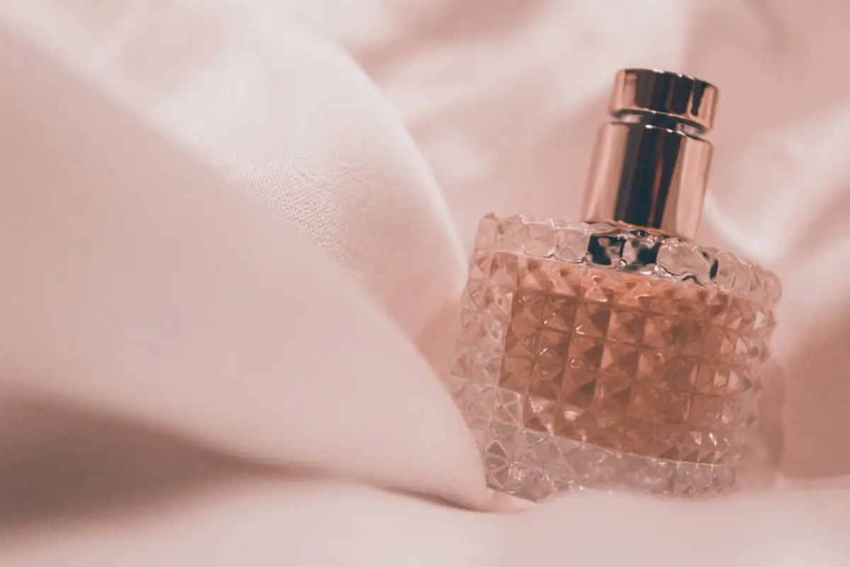 [Quiz] Cek Kepribadian Beradasarkan Aroma Parfum Favorit