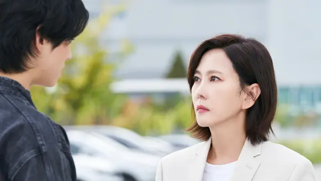 Kim Nam Joo dalam serial Wonderful World. [Foto: Disney+ Hotstar]