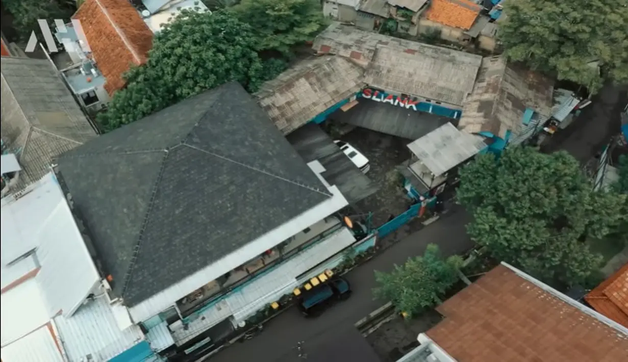 Markas Slank (Youtube/AH)