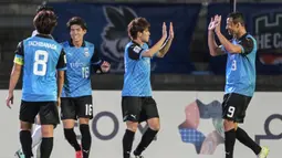 Sang tuan rumah, Kawasaki Frontale hingga pekan ke-24 ada di tangga ke-14 klasemen dengan 28 poin, hanya empat angka saja di atas zona merah degradasi. (AFP/Richard A. Brooks)