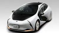 Toyota LQ memanfaatkan teknologi Artificial Intelligence (AI) bernama "YUI" yang bisa membangun perasaan emosional yang sama seperti halnya saat pengguna mengemudikan langsung mobilnya, meski mobil ini beroperasi secara otonom.