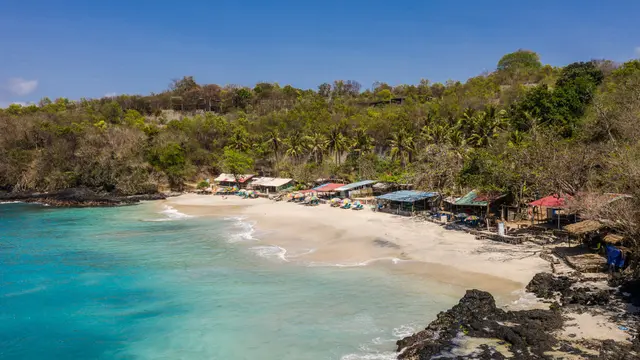 Pantai Bias Tugel