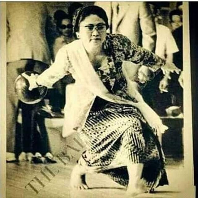 6 Potret Unik Tien Soeharto Semasa Hidup Main Bowling Sampai Bersepeda Lifestyle Liputan6 Com