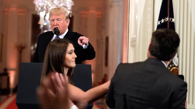 Donald Trump Bertengkar dengan Jurnalis CNN