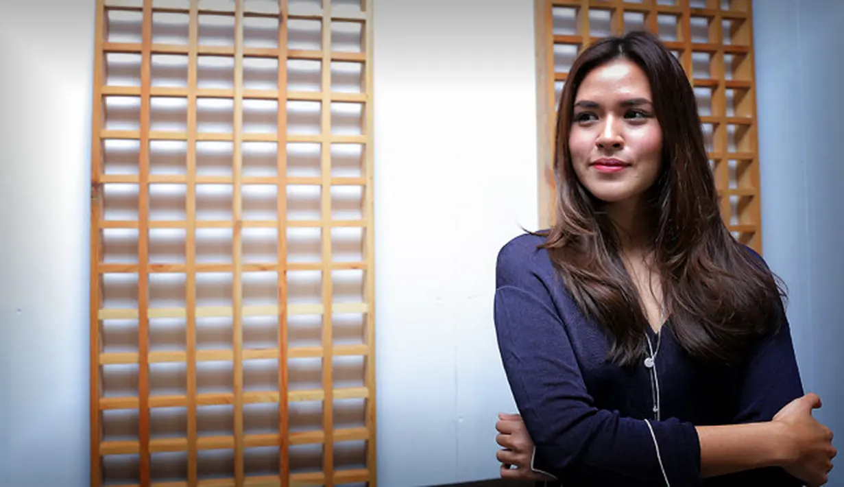 Istri Hamish Daud itu akan membuat panggungnya seperti mini konser. Banyak lagu akan dibawakan oleh penyanyi solo itu sampai lagu dari album teranyarnya, Handmade. (Deki Prayoga/Bintang.com)