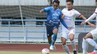 Laga uji coba antara Persib Bandung kontra Sriwijaya FC yang digelar di Stadion Gelora Bandung Lautan Api, Rabu (23/6/2021). (Bola.com/Muhammad Faqih)