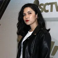 Bermain dalam film Reuni Z, ini kesulitan Dinda Kanyadewi perankan Trangender