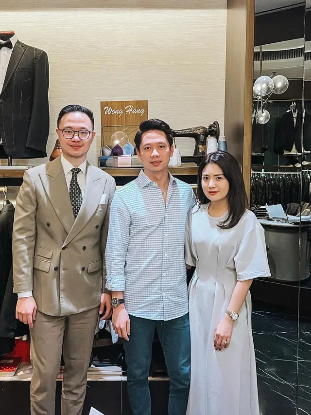 7 Potret Prewedding Kevin Sanjaya dan Valencia Tanoesoedibjo Jelang Penikahan