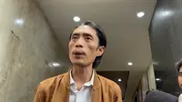 Kader Partai Solidaritas Indonesia (PSI) Dian Sandi Utama rampung menjalani pemeriksaan di Polda Metro Jaya pada Senin (19/5/20. Dia diperiksa terkait kasus ijazah Jokowi. (Liputan6.com/ Ady Anugrahadi)
