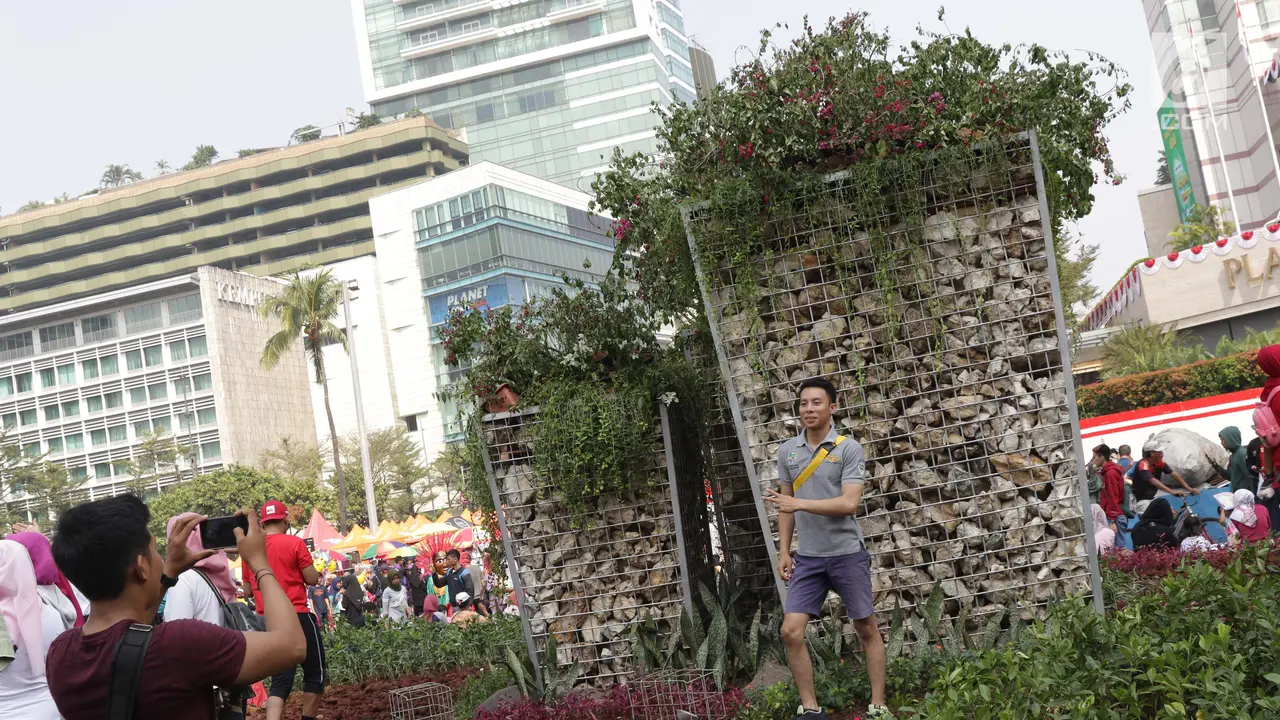 Saat CFD, Instalasi Gabion Jadi Sasaran Warga Berfoto