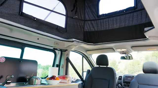 Nissan Evalia versi camper van (Nissan).