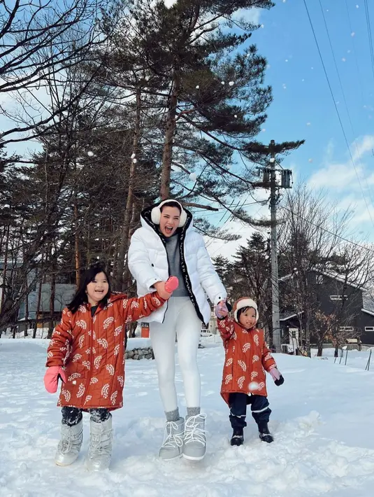 [Instagram/alicenorin]