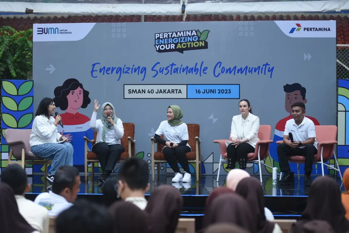 Pertamina Keliling ke Sekolah Adiwiyata, Gaungkan Penggunaan Energi Baru dan Terbarukan