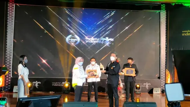 Kedepankan Kolaborasi untuk Perkuat Brand Wonderful Indonesia, Kemenparekraf Beri Penghargaan pada Para Mitra