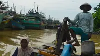 Larangan Menteri Susi Bikin Nelayan Pantura 'Gantung Jaring' (Liputan6.com/Fajar Eko Nugroho).