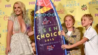 Jadi Putri Duyung, Britney Spears Hibur Anak-anak