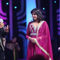 Nuril dan Dalljiet Kaur di babak wild card D'Academy 4. (Nurwahyunan/Bintang.com)