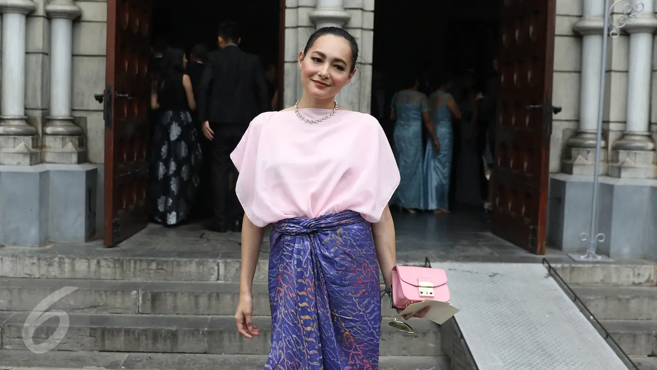 20161108-Ahok dan Para Artis Datangi Pemberkatan Harvey dan Sandra Dewi-Jakarta-FF