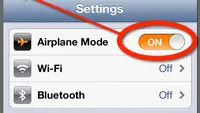 Benarkah Mode Pesawat Bikin Lebih Cepat Isi Baterai HP? Ini Penjelasannya