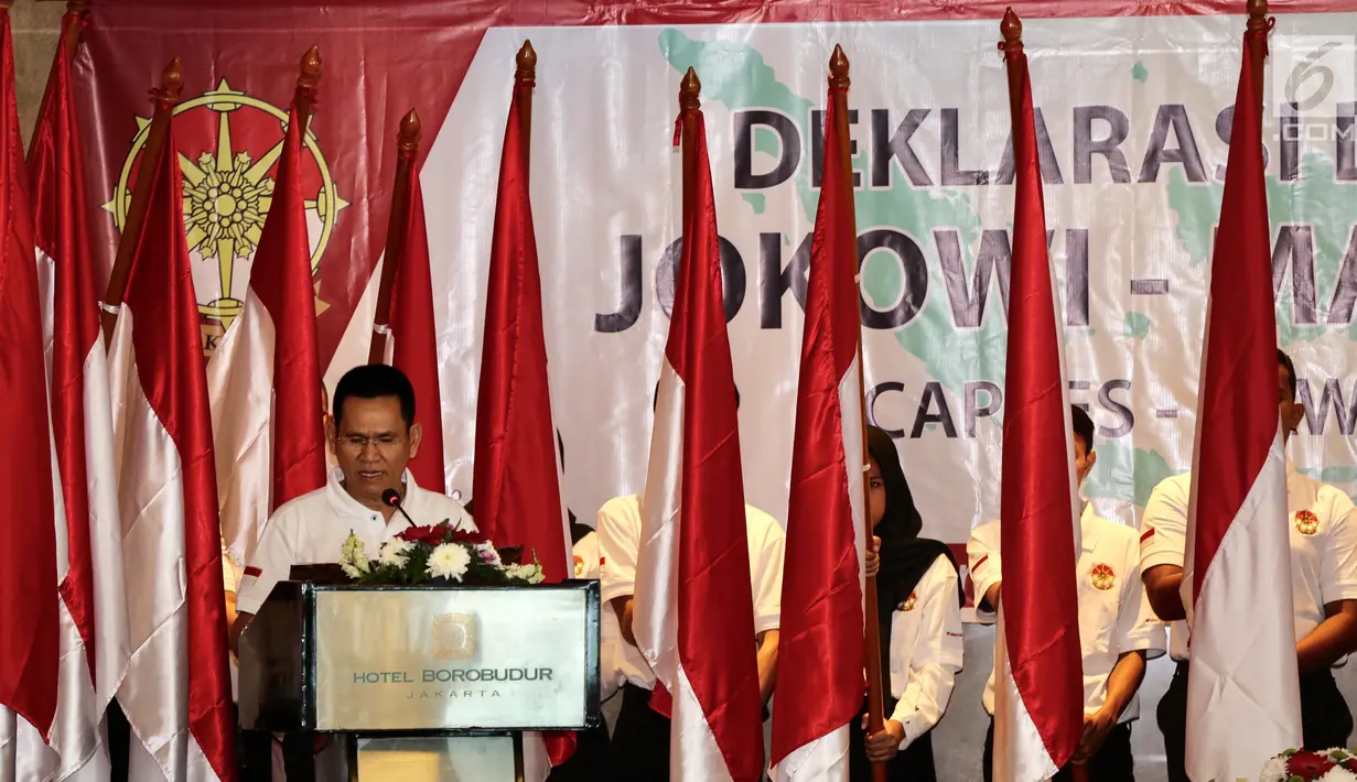 Jubir Cakra19 Laksda TNI (Purn) Iskandar Sitompoel berbicara dalam Deklarasi Dukungan Jokowi-Ma’ruf Amin sebagai Capres-Cawapres 2019, Jakarta, Minggu (12/8). Cakra berarti pusat energi, roda atau lingkaran kekuatan positif. (Liputan6.com/Fery Pradolo)