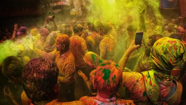 Holi