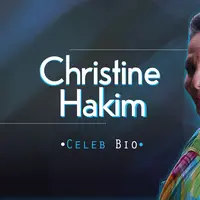 HL Celeb Bio Chirstine Hakim (Fotografer: Bambang E. Ros/Bintang.com, Stylist: Indah Wulansari, Desain: Nurman Abdul Hakim/Bintang.com)