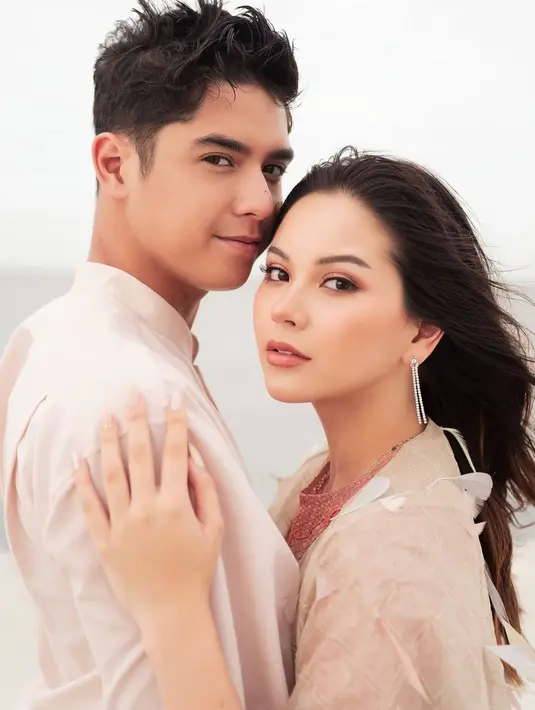 Pemotretan Al Ghazali dan Alyssa Daguise (Sumber: Instagram/winstongomez)